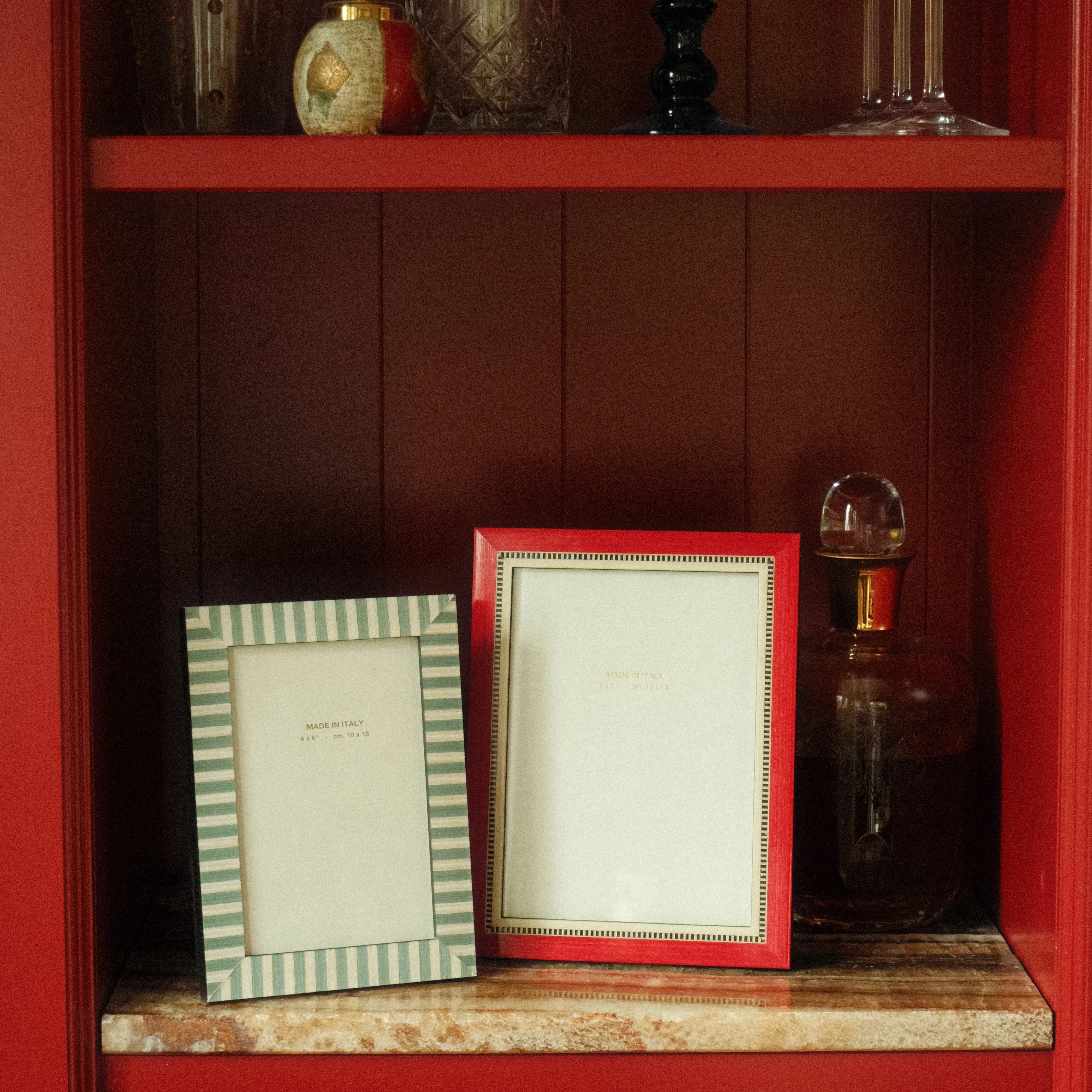 Hand-Inlaid Wooden Frame Ines | Ruby Red | Medium - Image 5